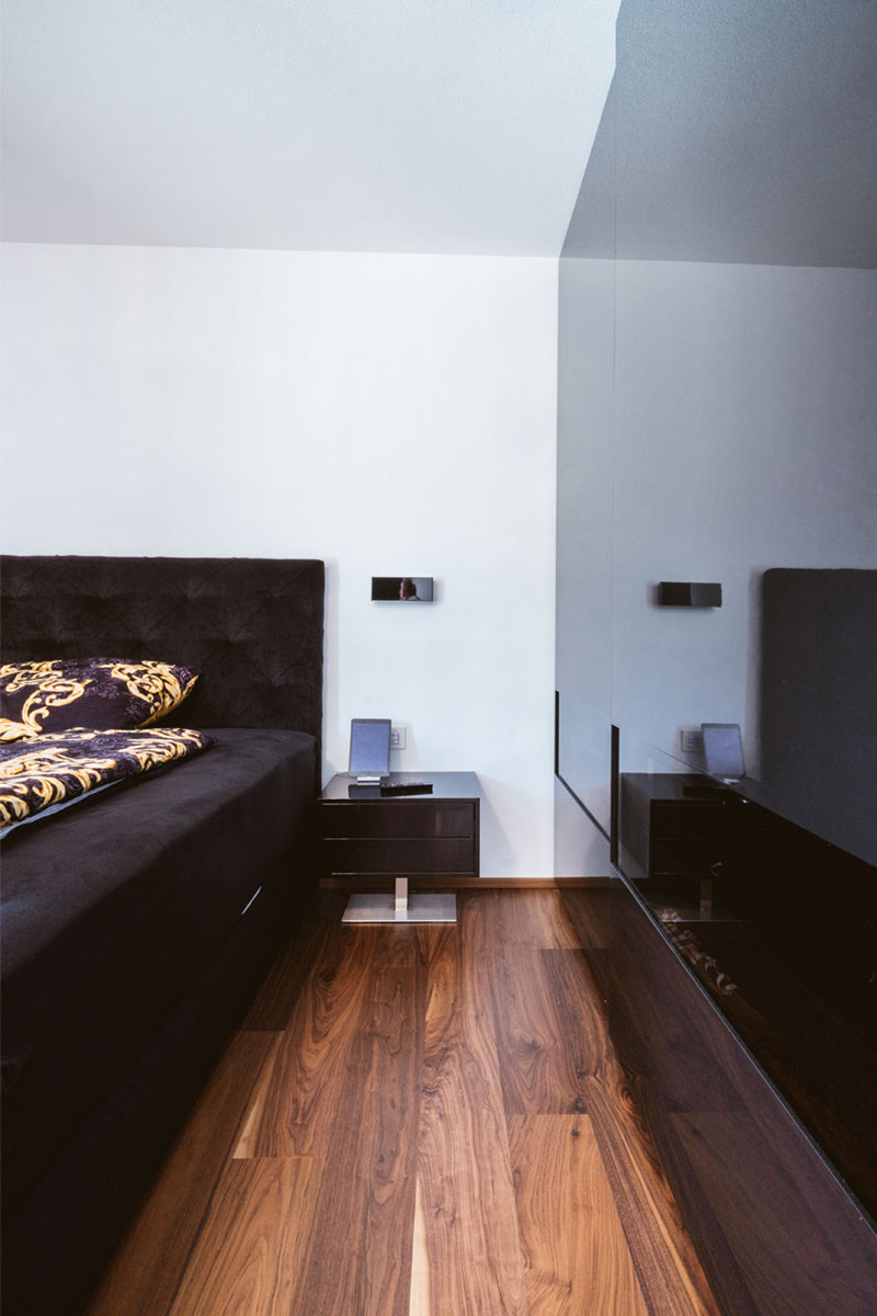 Badezimmer und Schrankraum "schwarze Eleganz"